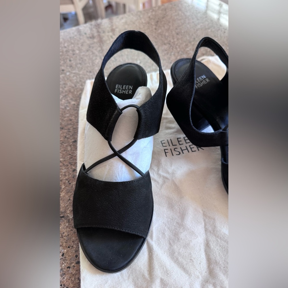 Eileen Fisher Womens DOE Tumbled Nubuck Heeled Sandals Black size 10 - Picture 2 of 11